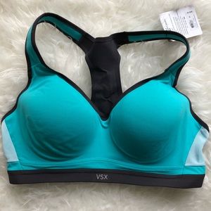 Victoria’s Secret Incredible Sports Bra brand new